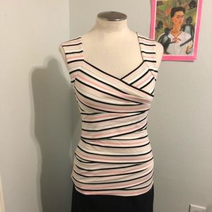 White House Black Market top size small